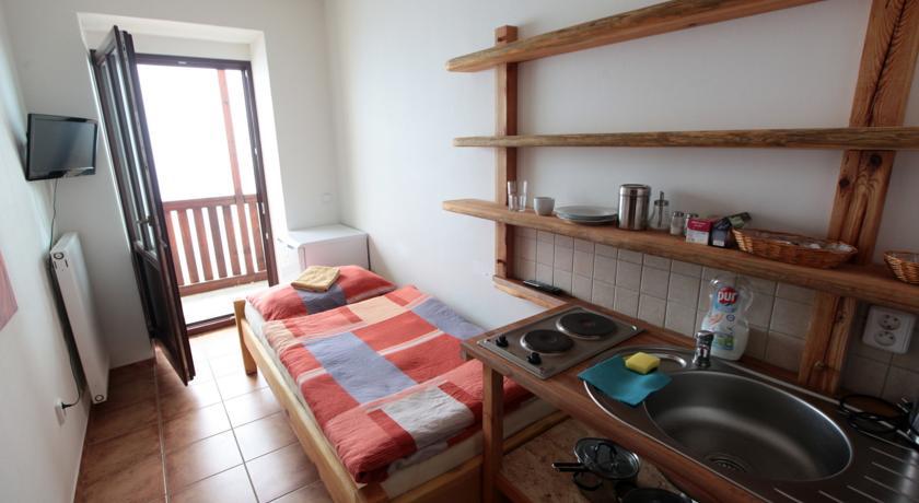 Hostel Singer Pub Ceske Budejovice Oda fotoğraf