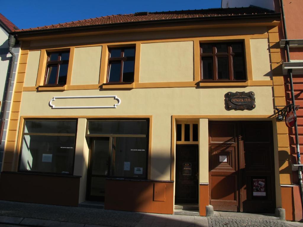 Hostel Singer Pub Ceske Budejovice Dış mekan fotoğraf